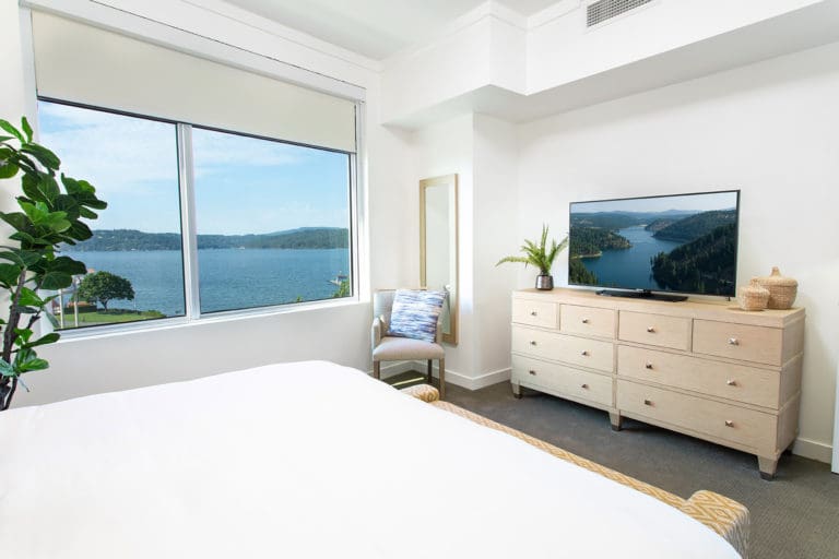 2 Image 2 One Lakeside Bedroom Lake View edited 768x512
