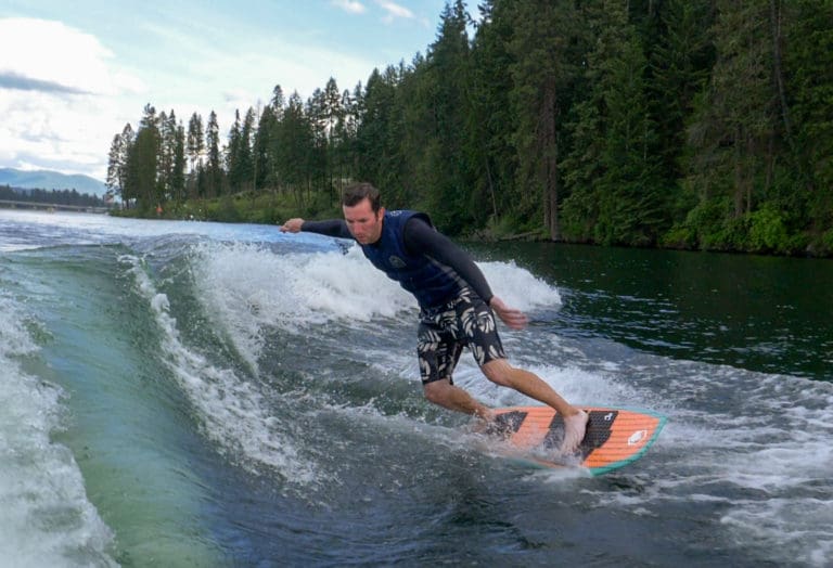 ASR Wakesurfing 768x524