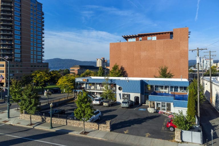 MH Resort City Inn Coeur dAlene ID 002 Aerial Daytime ENE P 768x512