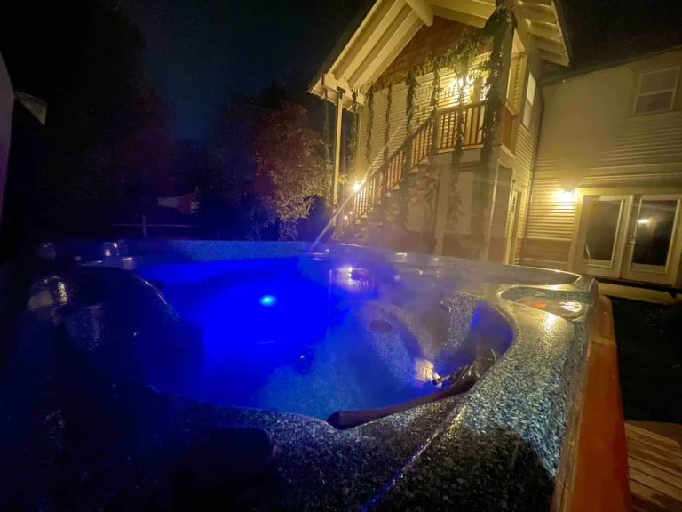 hot tub 768x576
