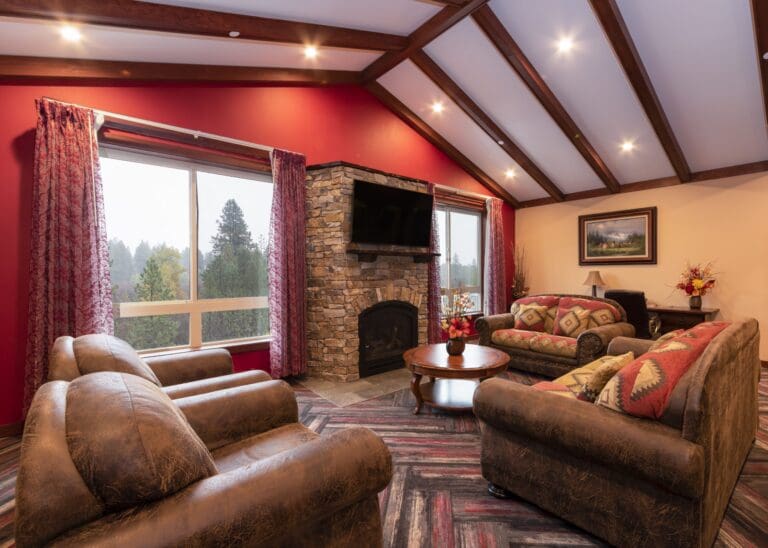2023.ML .PK Living Room scaled 1 768x548