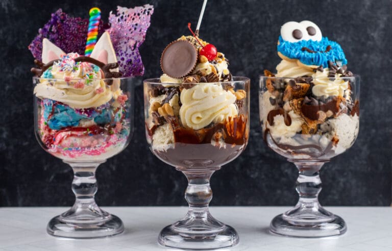 Dockside Gooey Desserts 768x492